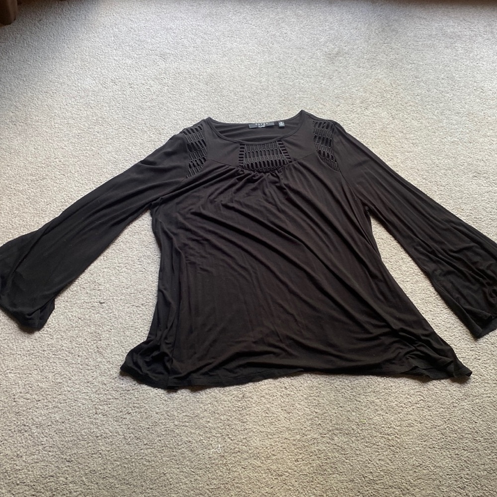 Cyrus womens bell sleeve blouse